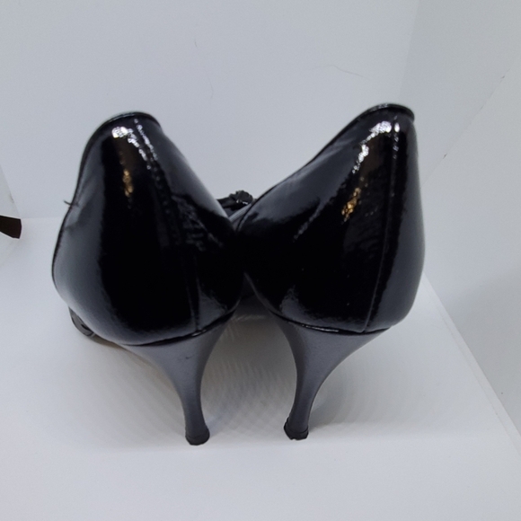 Donald J. Pliner Zazas black cut out shoe 7 - Picture 4 of 5